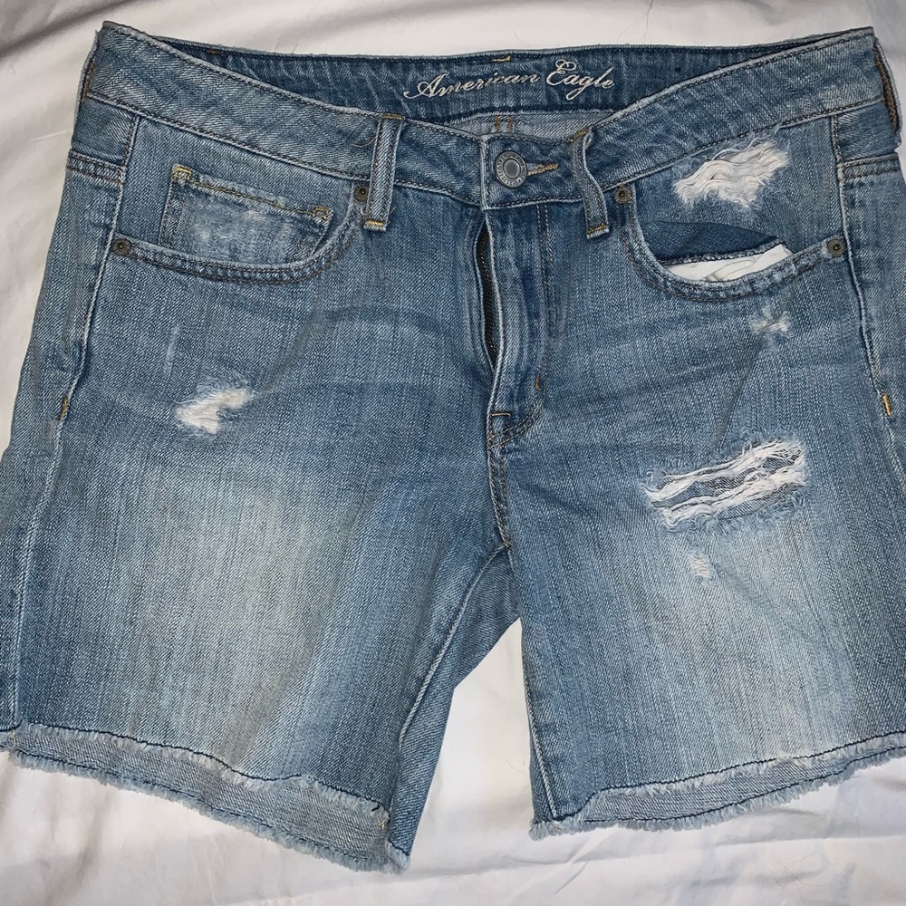 American Eagle Bermuda Shorts
